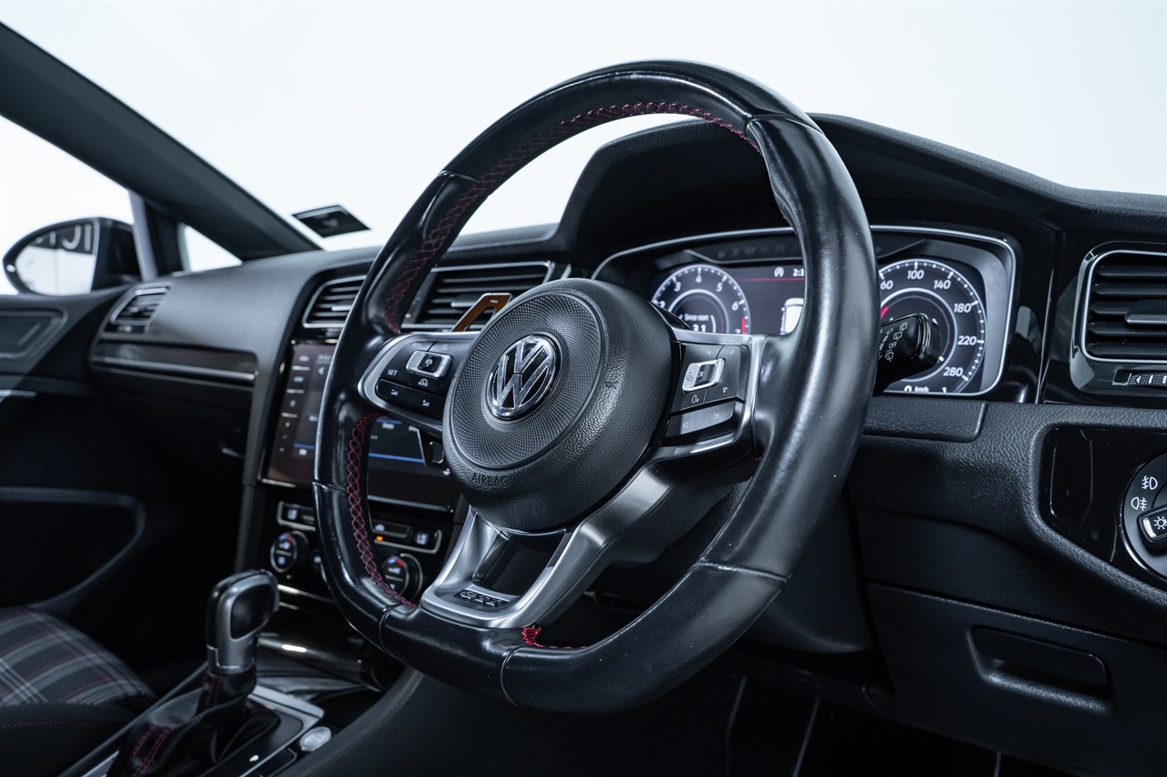 2018 Volkswagen Golf