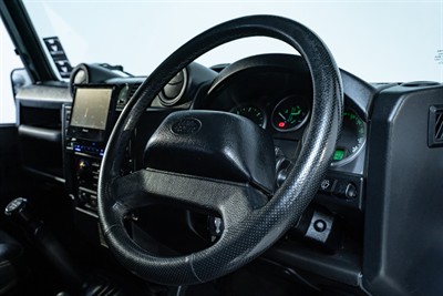 2012 Land Rover Defender - Thumbnail