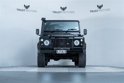 2012 Land Rover Defender - Thumbnail