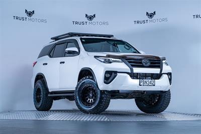 2018 Toyota Fortuner - Thumbnail