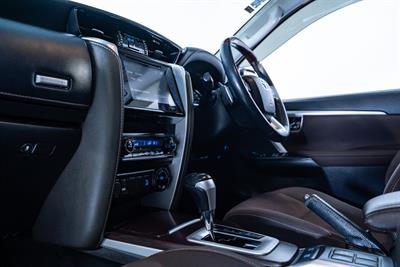 2018 Toyota Fortuner - Thumbnail
