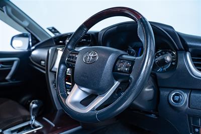 2018 Toyota Fortuner - Thumbnail