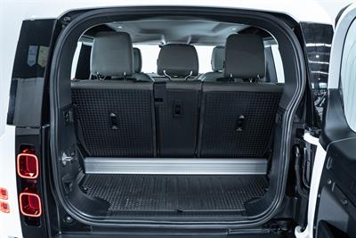 2021 Land Rover Defender - Thumbnail