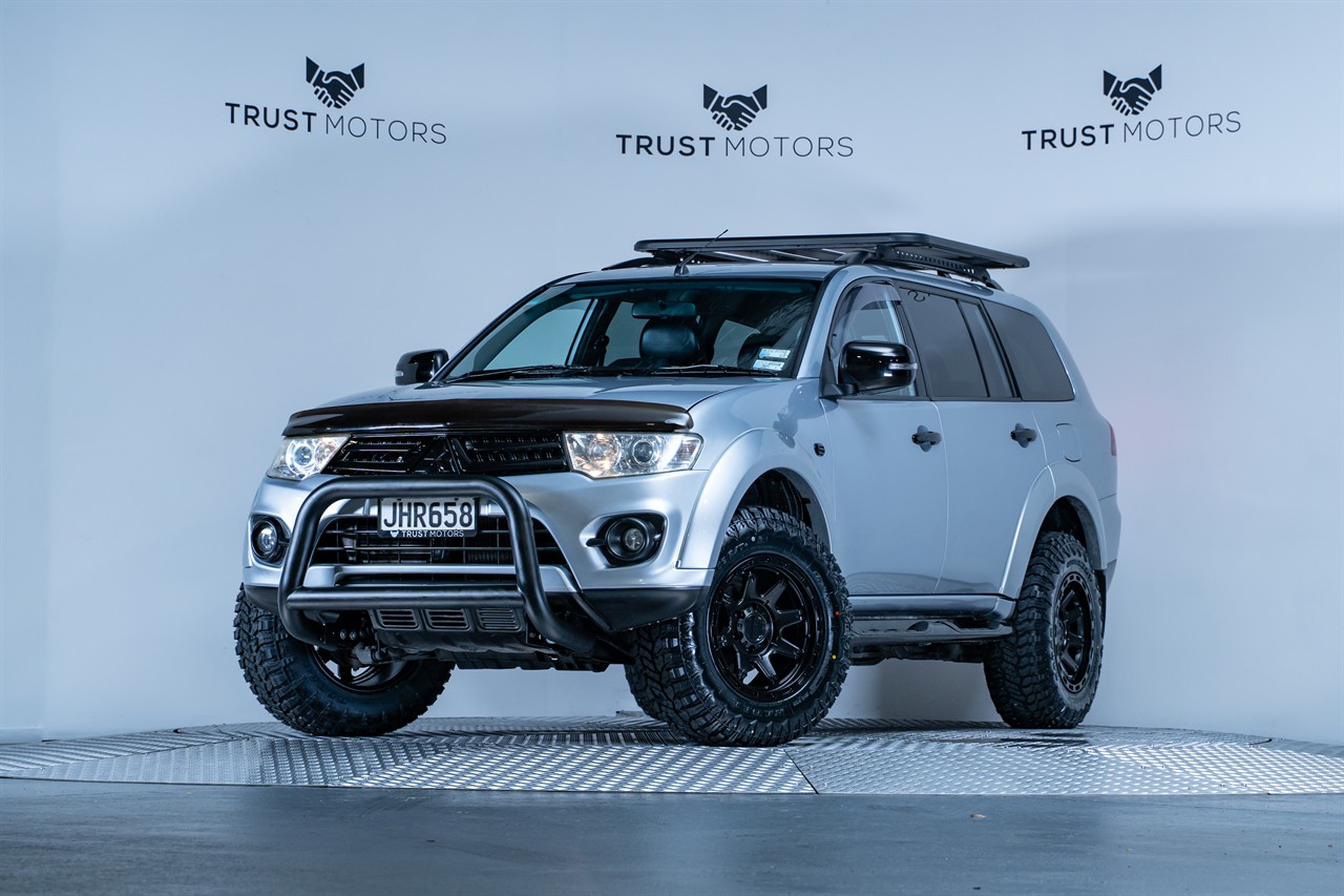 2015 Mitsubishi Challenger