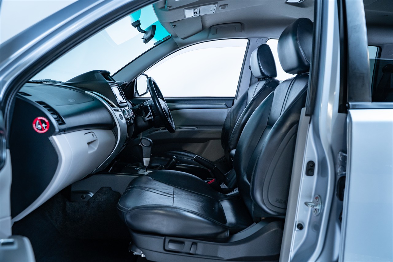 2015 Mitsubishi Challenger