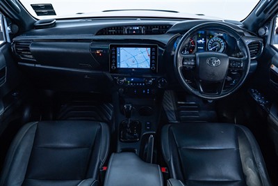 2022 Toyota Hilux - Thumbnail
