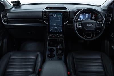 2022 Ford Everest - Thumbnail