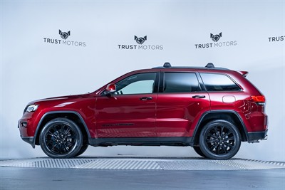 2018 Jeep Grand Cherokee - Thumbnail