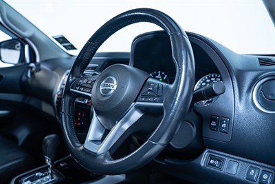 2021 Nissan Navara - Thumbnail