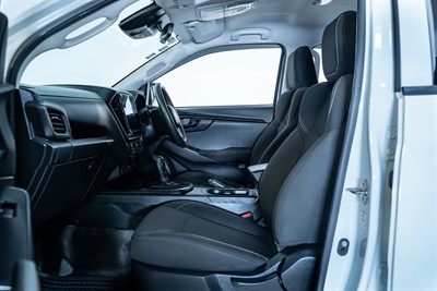 2021 Isuzu D-Max - Thumbnail