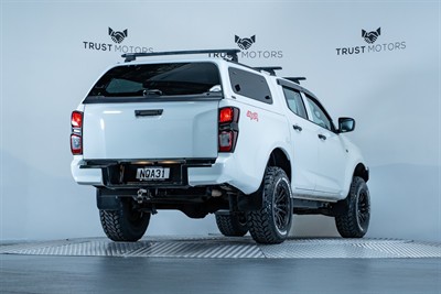 2021 Isuzu D-Max - Thumbnail