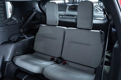 2022 Mitsubishi Outlander - Thumbnail