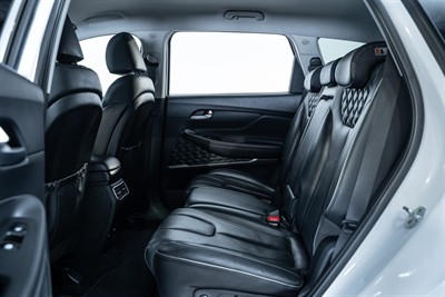 2021 Hyundai Santa Fe - Thumbnail
