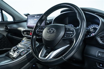 2021 Hyundai Santa Fe - Thumbnail
