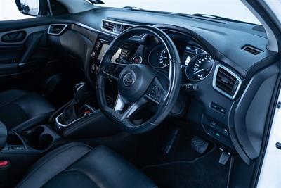 2021 Nissan Qashqai - Thumbnail