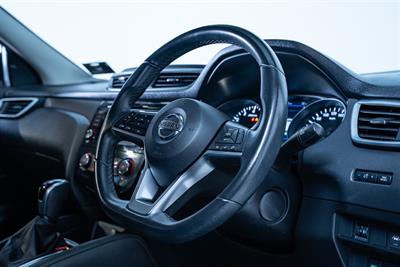 2021 Nissan Qashqai - Thumbnail