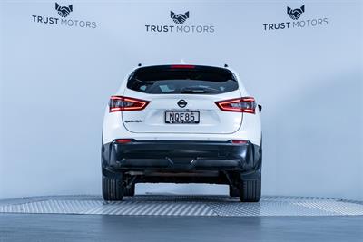 2021 Nissan Qashqai - Thumbnail