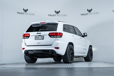 2014 Jeep Grand Cherokee - Thumbnail