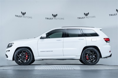 2014 Jeep Grand Cherokee - Thumbnail