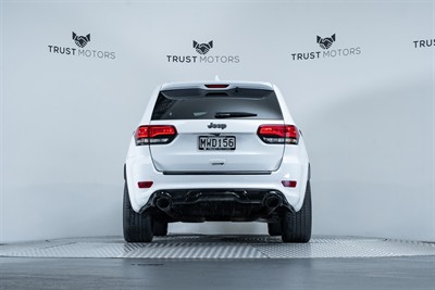 2014 Jeep Grand Cherokee - Thumbnail