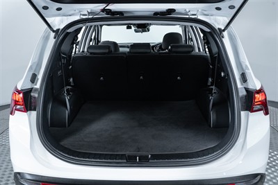 2021 Hyundai Santa Fe - Thumbnail