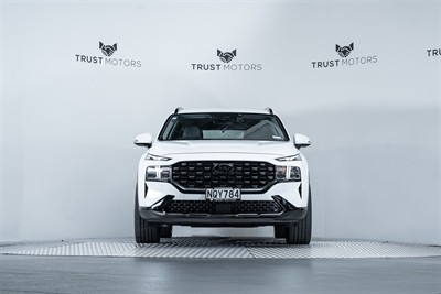 2021 Hyundai Santa Fe - Thumbnail