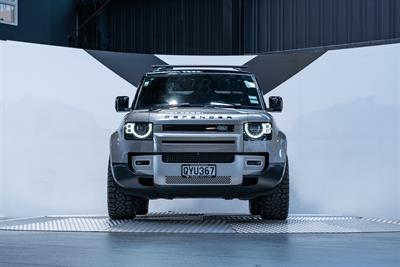 2022 Land Rover Defender - Thumbnail
