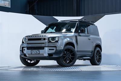 2022 Land Rover Defender - Thumbnail