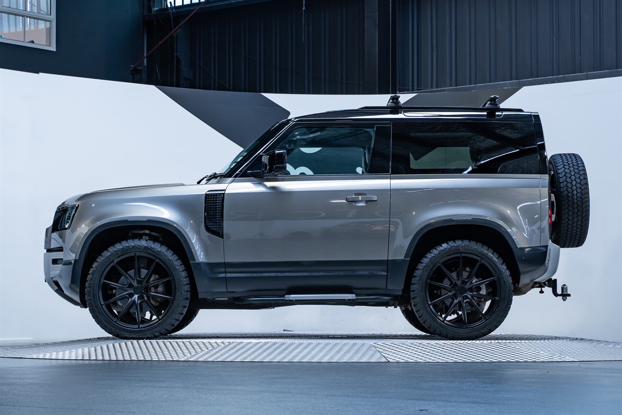 2022 Land Rover Defender
