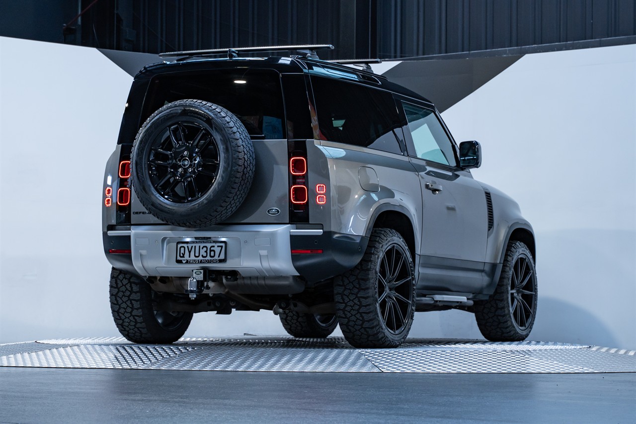 2022 Land Rover Defender