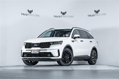 2022 Kia Sorento - Thumbnail