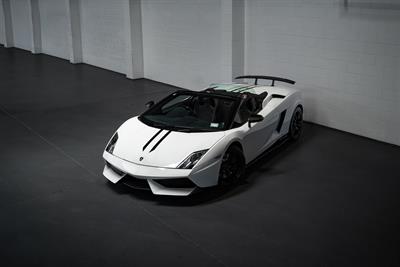 2012 Lamborghini Gallardo - Thumbnail