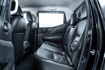 2022 Nissan Navara - Thumbnail