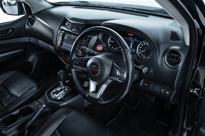 2022 Nissan Navara - Thumbnail
