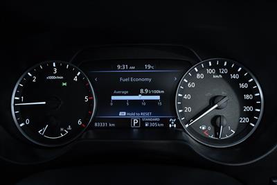 2022 Nissan Navara - Thumbnail