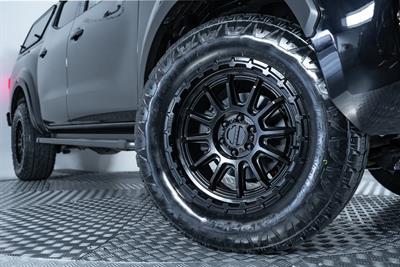 2022 Nissan Navara - Thumbnail