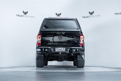 2022 Nissan Navara - Thumbnail