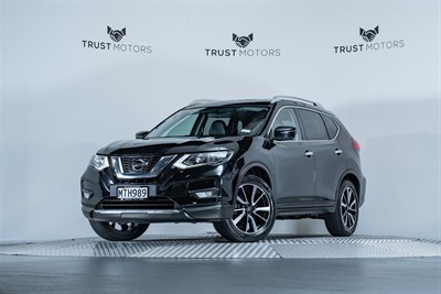 2020 Nissan X-Trail - Thumbnail