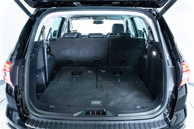 2022 Ford Everest - Thumbnail