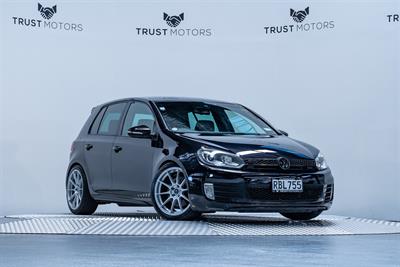2012 Volkswagen Golf - Thumbnail