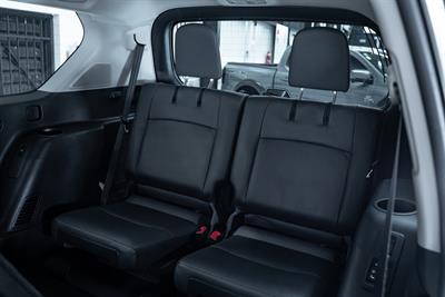 2016 Toyota Landcruiser Prado - Thumbnail