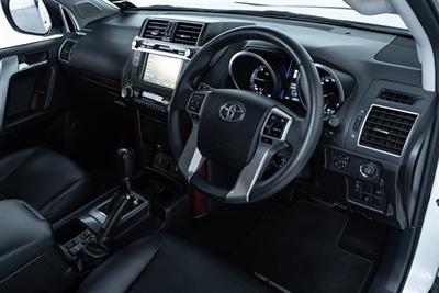 2016 Toyota Landcruiser Prado - Thumbnail
