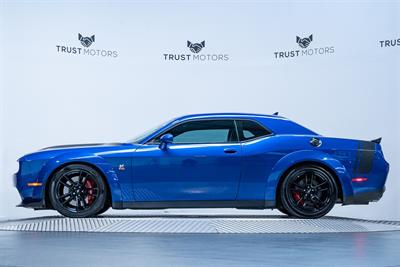 2020 Dodge Challenger - Thumbnail