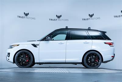 2017 Land Rover Range Rover Sport - Thumbnail