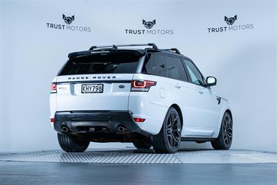 2017 Land Rover Range Rover Sport - Thumbnail