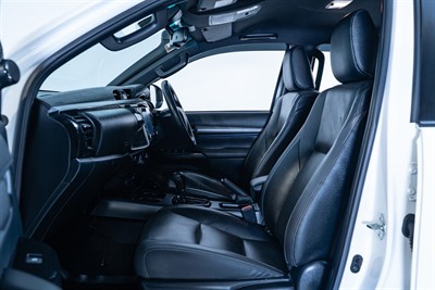 2020 Toyota Hilux - Thumbnail