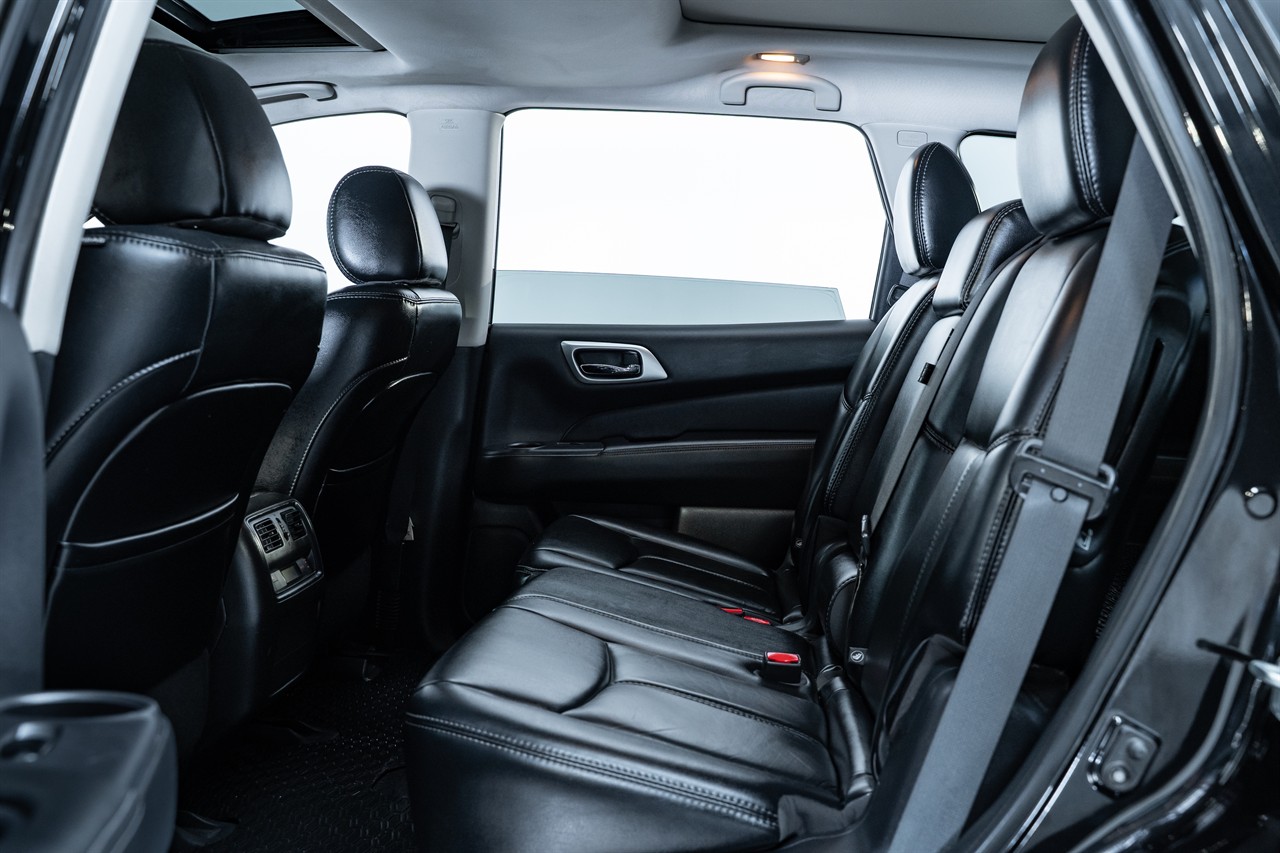 2017 Nissan Pathfinder
