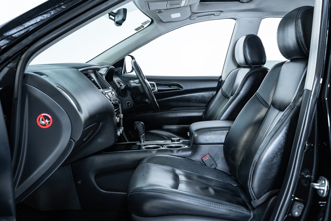 2017 Nissan Pathfinder