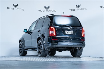 2017 Ssangyong Rexton - Thumbnail