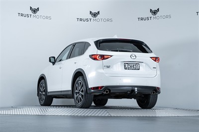 2017 Mazda CX-5 - Thumbnail
